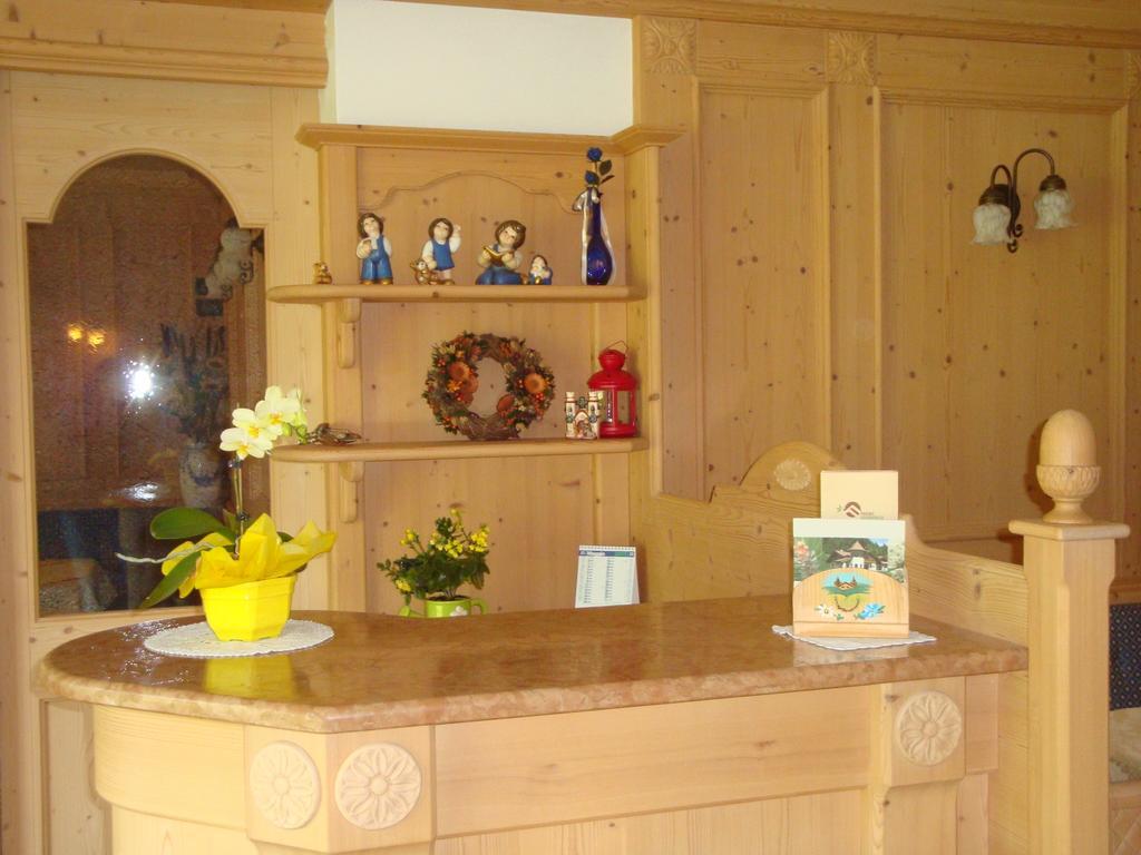 Bed and Breakfast Agritur Cornasest Breguzzo Exterior foto