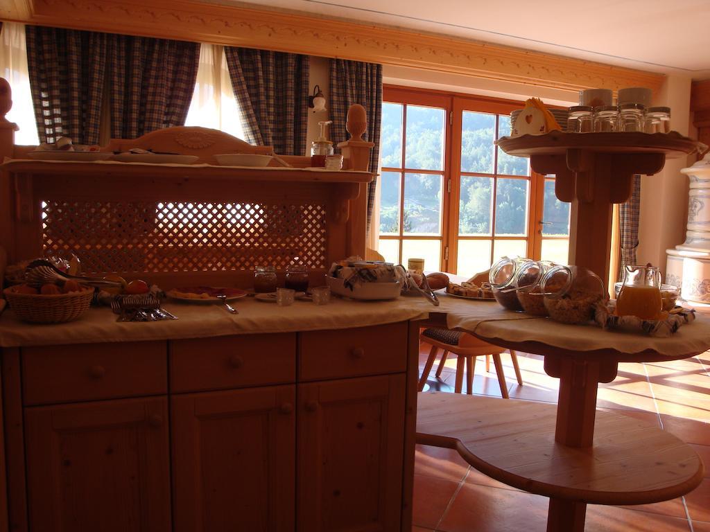 Bed and Breakfast Agritur Cornasest Breguzzo Exterior foto