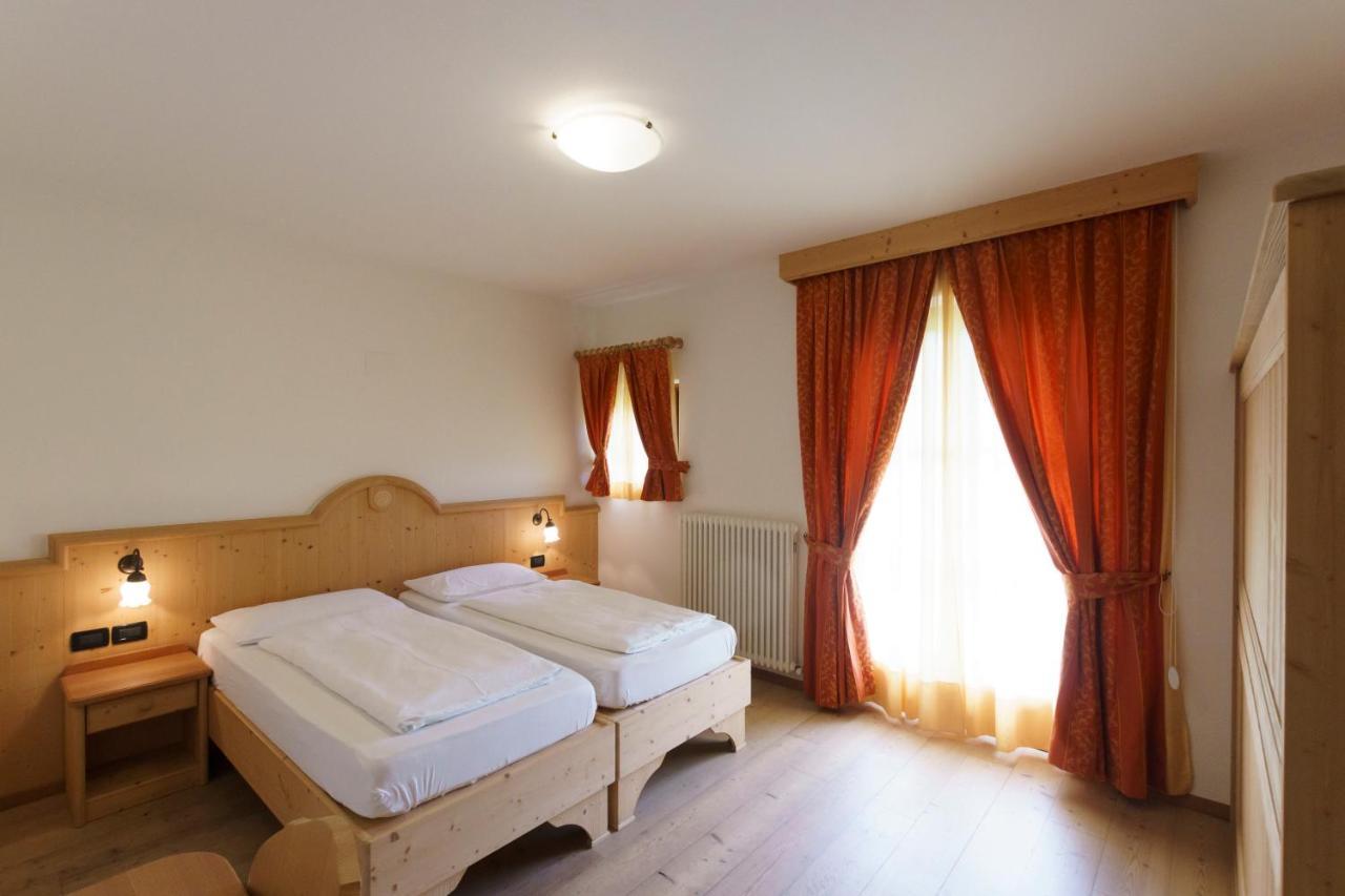 Bed and Breakfast Agritur Cornasest Breguzzo Exterior foto